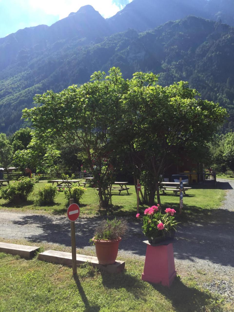 Ferme Noemie Villa Le Bourg-d'Oisans Exterior photo
